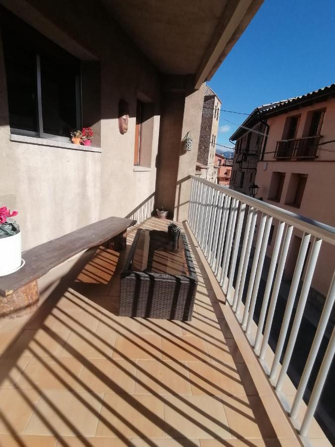 LA CARA NORD , ALOJAMIENTO TURISTICO ,SALDES, A LOS PIES DEL PEDRAFORCA, apartamento Exterior foto